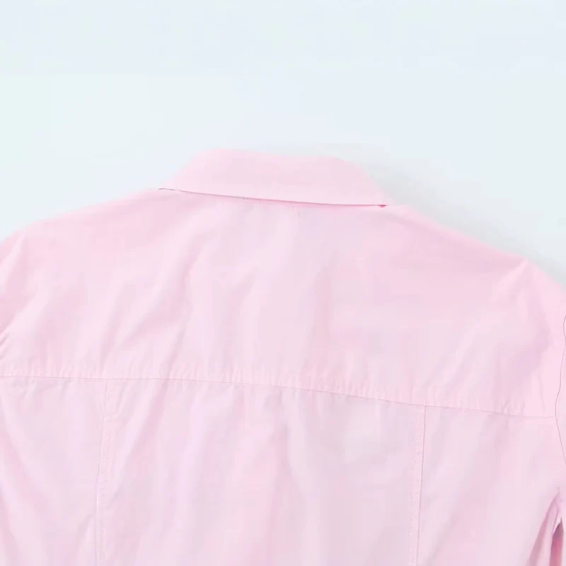 Damen Legere Baumwollbluse mit kastiger Kurzform und klassischem Hemdkragen Drune