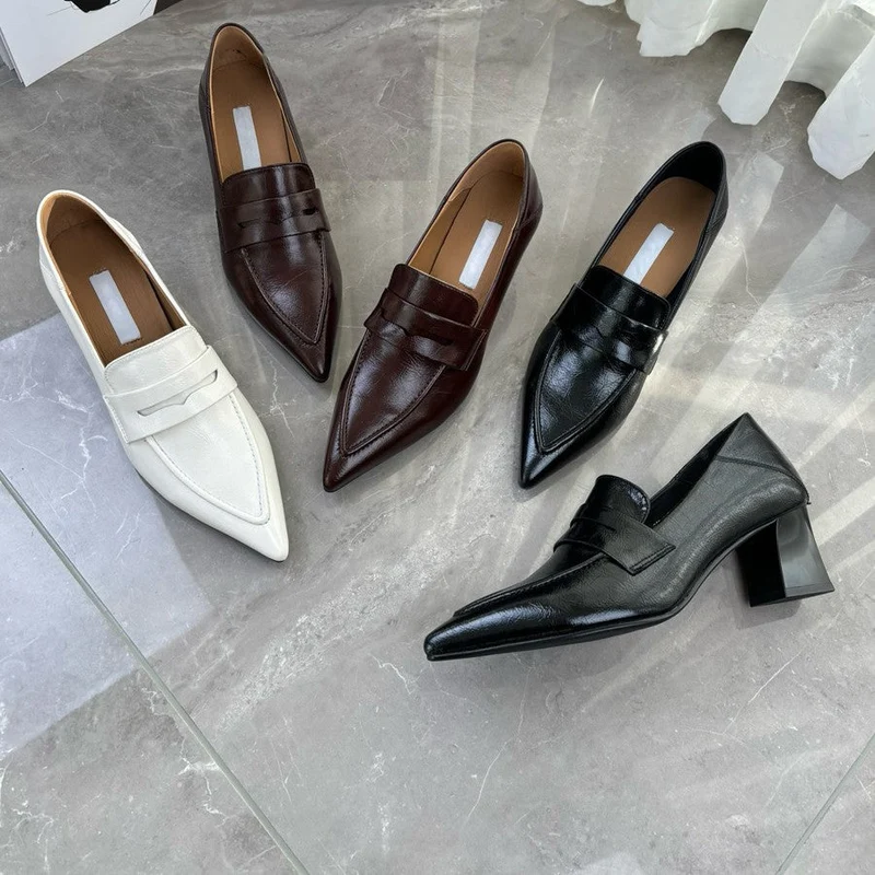 Damen spitze Pumps mit elegantem Riemen und bequemen Blockabsatz Drune