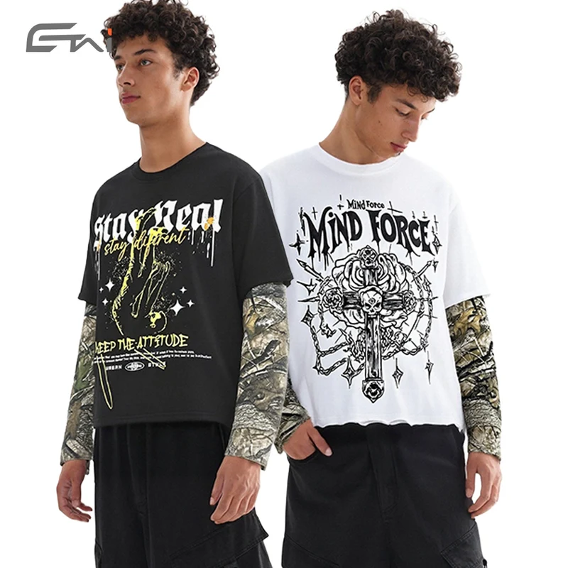 Herren Lagen-Langarm-T-Shirt mit Camouflage-Innensärmeln und Gothic-Print Drune