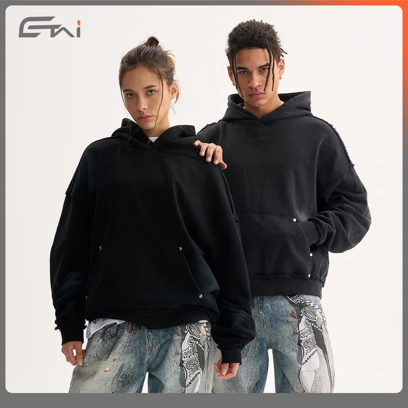 Herren Boxy-Kapuzenpullover mit abgenutztem Saum, Nieten-Kängurutasche und verwaschenem Fleckeneffekt Drune