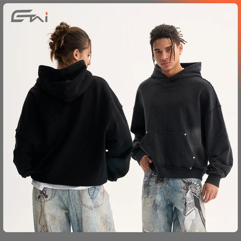 Herren Boxy-Kapuzenpullover mit abgenutztem Saum, Nieten-Kängurutasche und verwaschenem Fleckeneffekt Drune