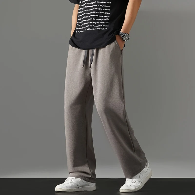Herren weite Relaxed-Jogginghose aus French-Terry mit Kordelzug, elastischem Bund & geradem Bein Drune