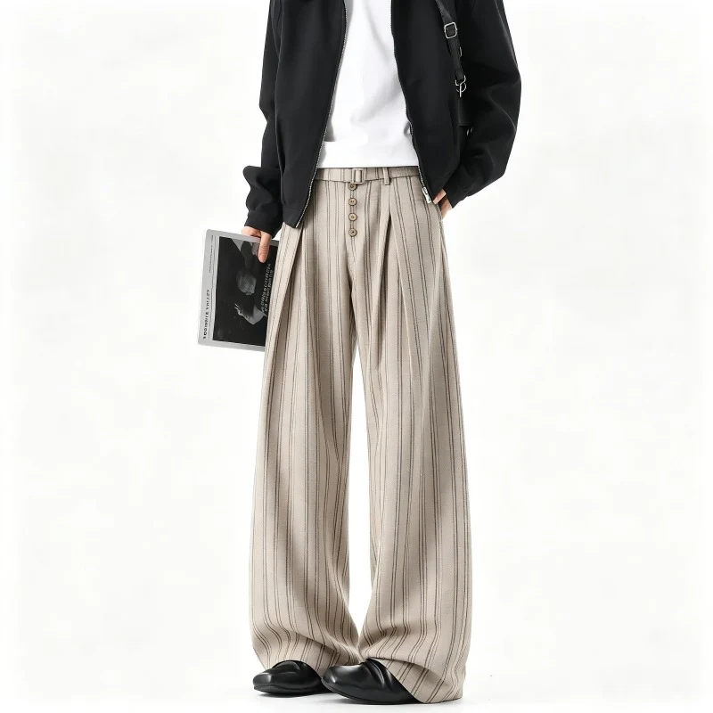 Herren Weite Nadelstreifen-Hose im Baggy‑Cut mit hoher Taille, Falten und Zierknopfleiste Drune