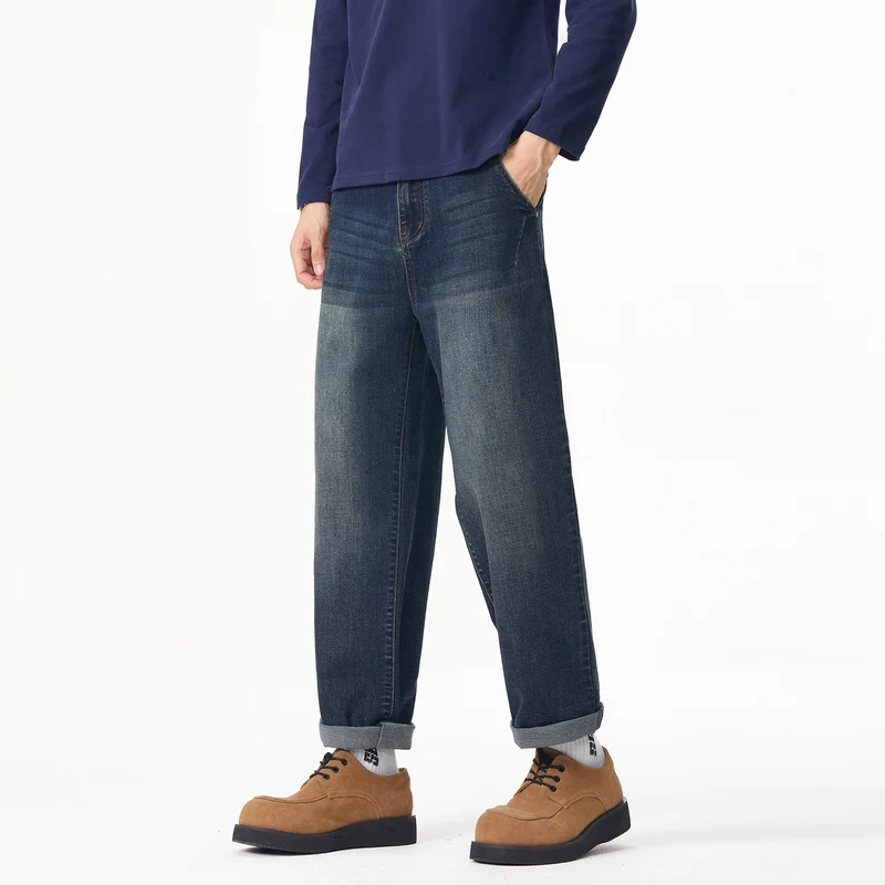 Herren Weite gerade geschnittene Denim-Jeans mit Used‑Wash und Umschlagbund Drune