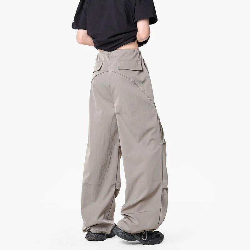 Herren Weite Funktions-Nylonhose mit Tunnelzugbund, Utility-Taschen & Baggy-Silhouette Drune