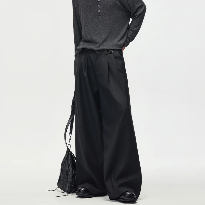 Herren Weite Plissierte High-Waist Anzughose mit Utility-Gürtel Drune