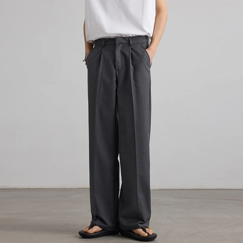 Herren Weite Hochtaillierte Bundfaltenhose mit Bügelfalte und entspannter Silhouette Drune