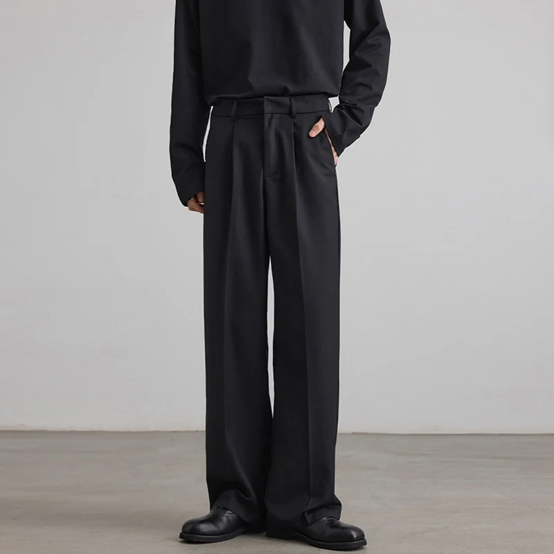 Herren Weite Hochtaillierte Bundfaltenhose mit Bügelfalte und entspannter Silhouette Drune