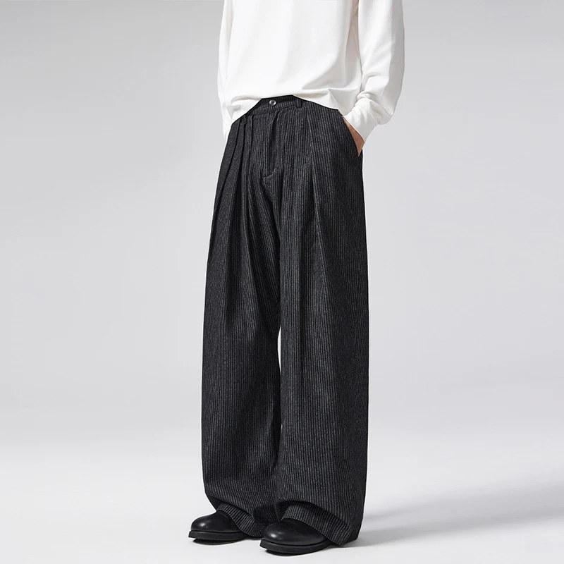 Herren Weite Bundfaltenhose aus Wollmix im Palazzo‑Schnitt mit Nadelstreifen Drune