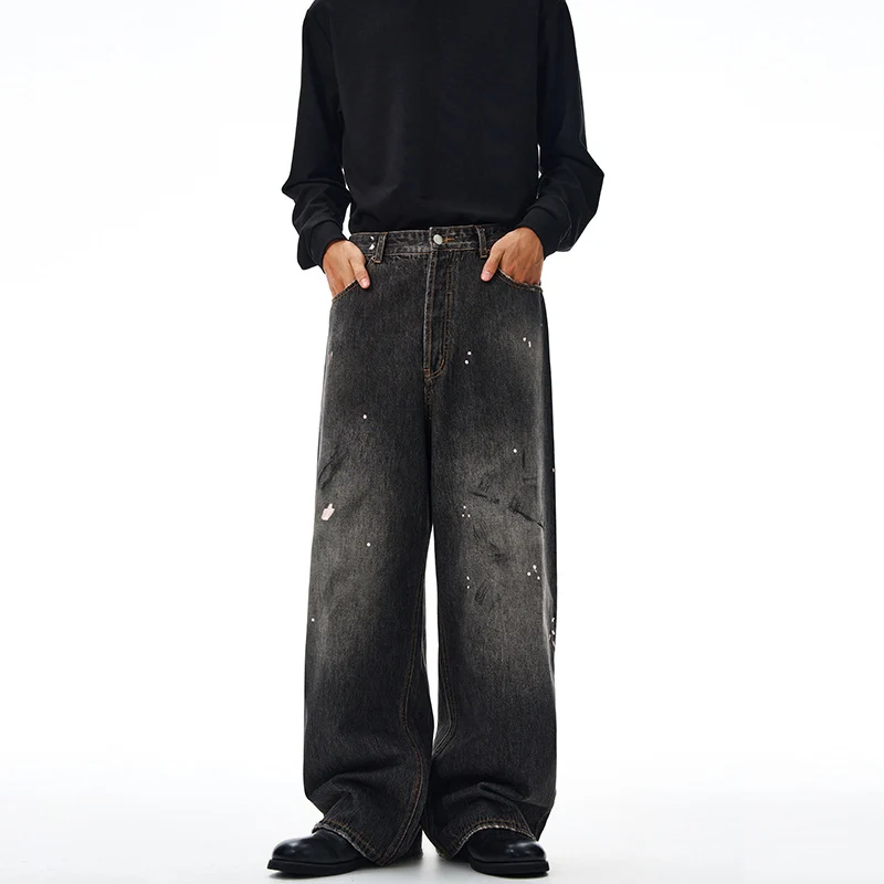 Herren Weit geschnittene Denim-Hose im bodenlangen Baggy-Stil mit dezenter Paint-Splatter-Optik Drune
