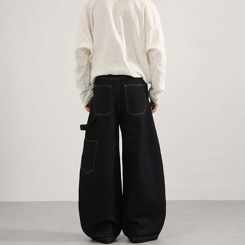 Herren Weit geschnittene Carpenter‑Denim‑Palazzohose mit markanten Nahtpaneelen Drune