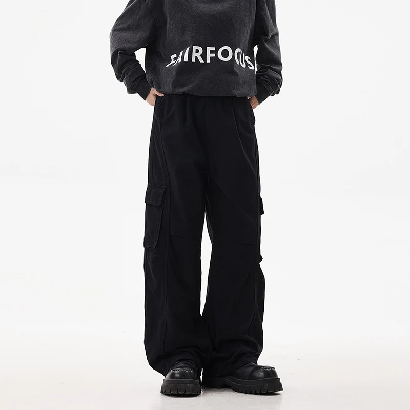 Herren Utility-Cargohose im Oversize-Twill mit tiefem Schritt und aufgesetzten Pattentaschen Drune