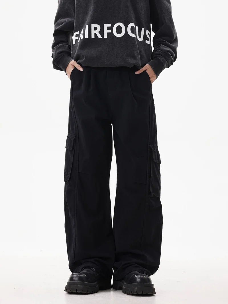 Herren Utility-Cargohose im Oversize-Twill mit tiefem Schritt und aufgesetzten Pattentaschen Drune