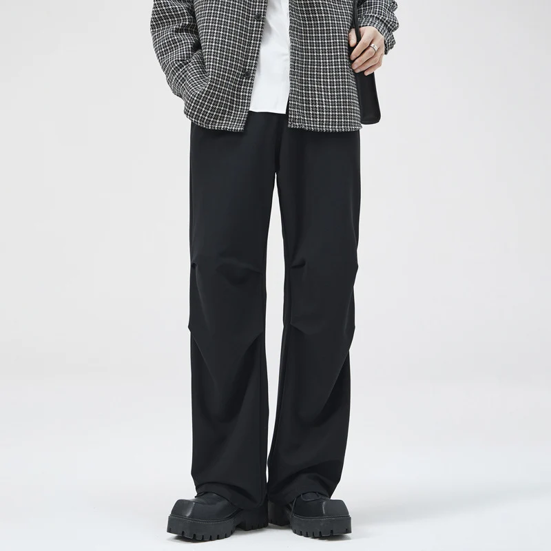 Herren Relaxed-Fit Technikhose mit geradem Bein, elastischem Bund und technischen Details Drune
