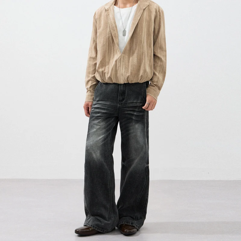 Herren Extraweite Skulpturale Denim‑Palazzohose mit Kniefalten und Teilungsnähten Drune