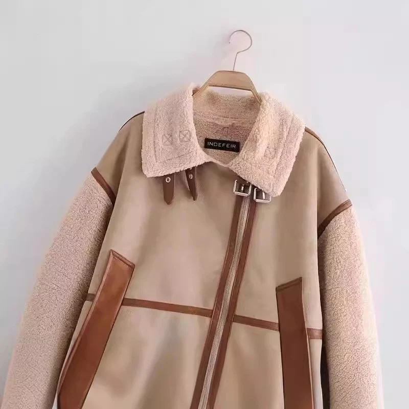 Damen Kurzjacke im Aviator-Look mit Teddyfutter, Kunstlederbesatz und asymmetrischem Reißverschluss Drune