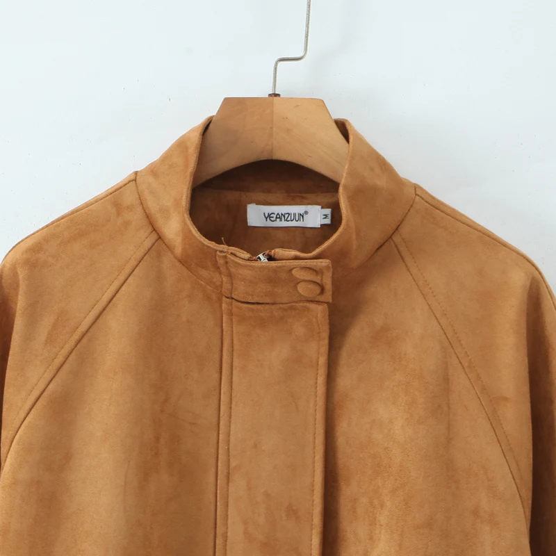 Damen Kurzjacke aus Wildleder mit Stehkragen, verdecktem Reißverschluss und Tunnelzug Drune
