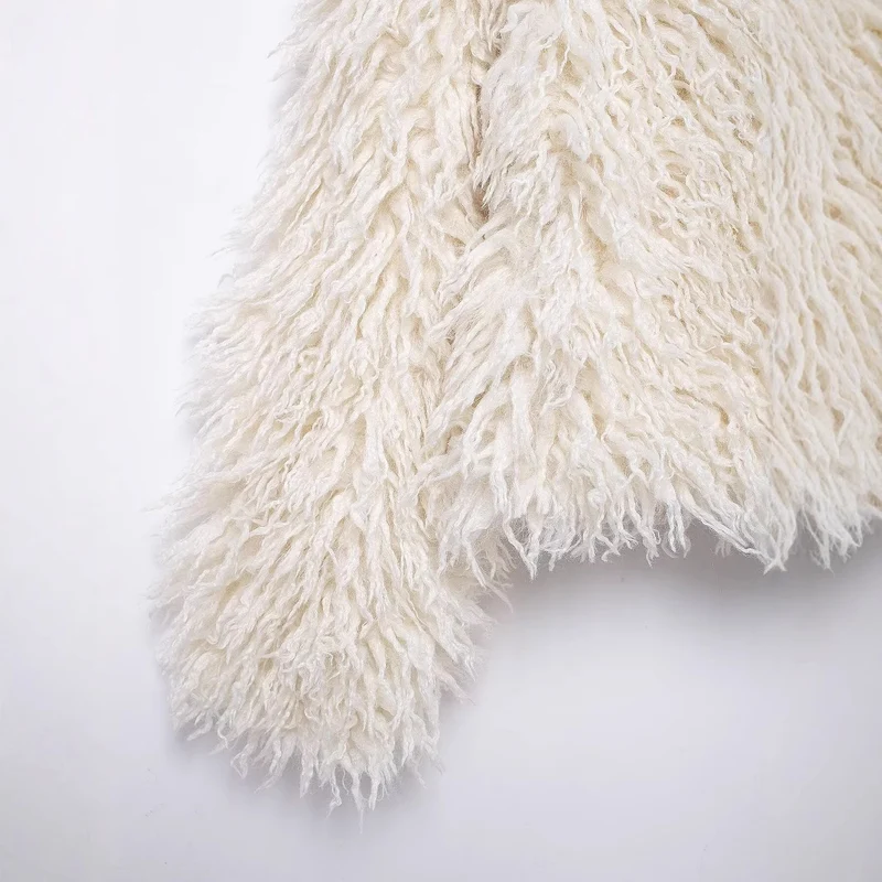 Damen Kurzjacke aus Kunstfell mit langfloriger Shag-Struktur Drune
