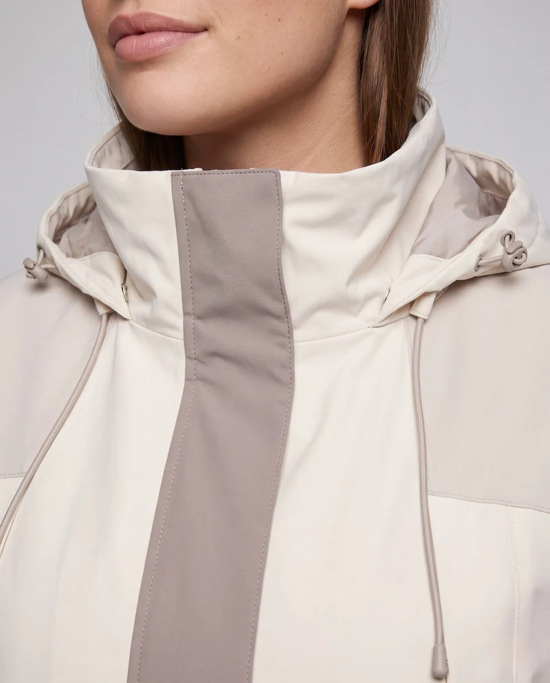 Damen zweilagige wasserdichte Outdoor-Regenjacke mit hohem Stehkragen und verstellbarer Kapuze Drune