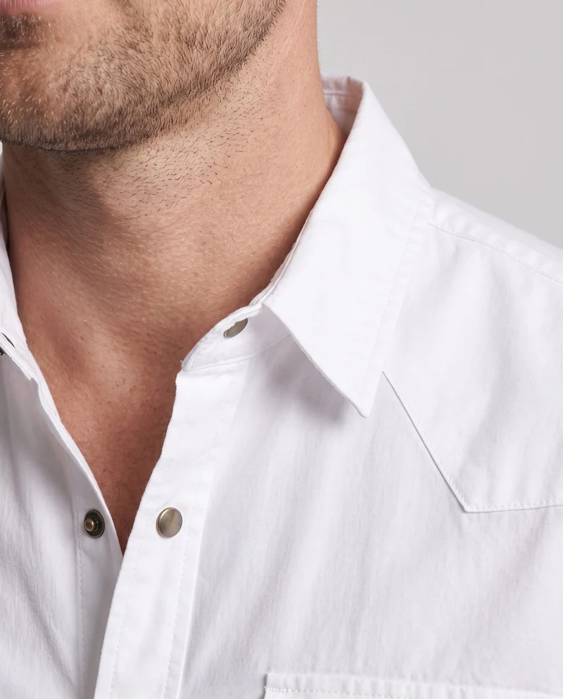Männer Baumwoll-Overshirt mit Brustklappentasche und lässigem Schnitt Drune