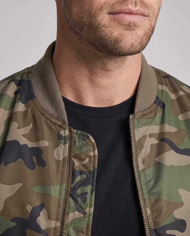 Herren Camouflage Flug-Bomberjacke mit Utility-Armtasche und gerippten Bündchen Drune