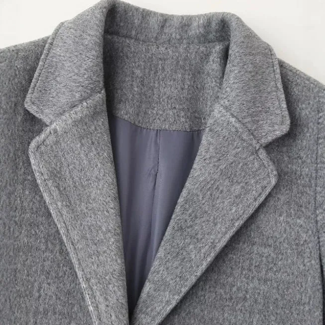 Damen Taillierte Blazerjacke mit asymmetrischer Knopfleiste und Rundhalsausschnitt Drune