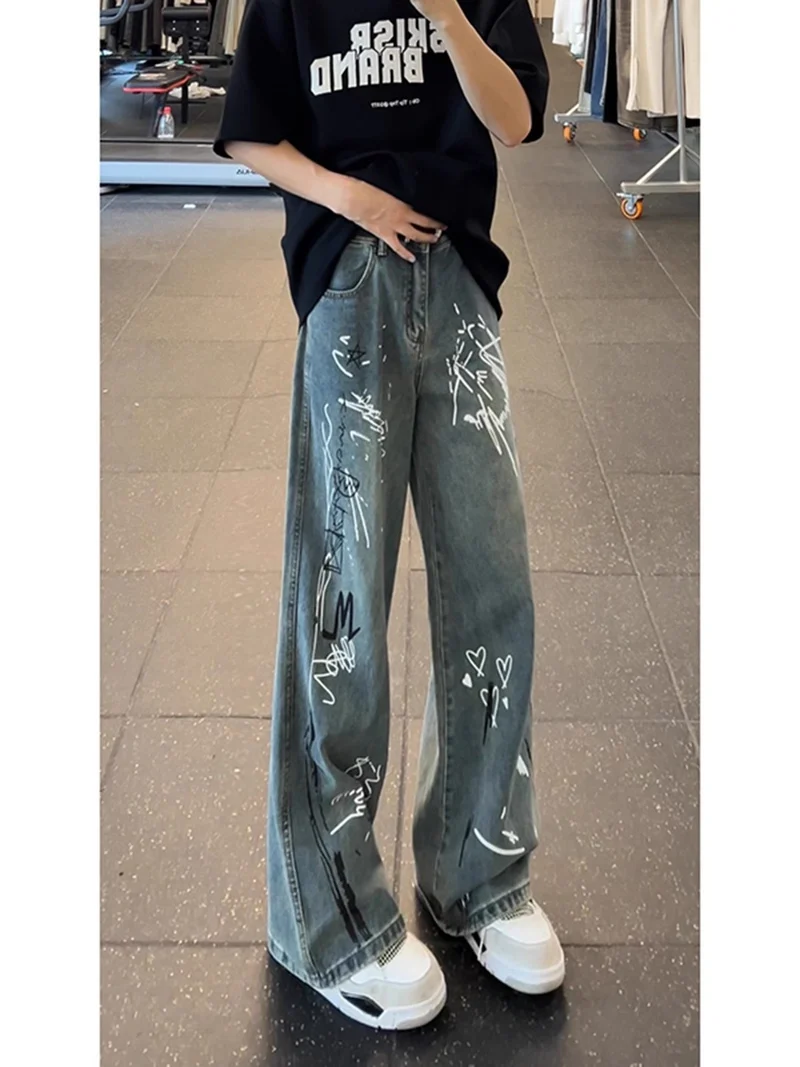 Damen Weitgeschnittene Jeans mit künstlerischem Grafikdruck Drune