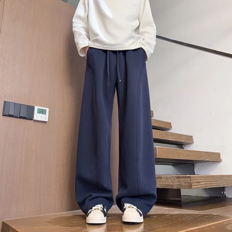 Herren Locker geschnittene Tech-Freizeithose mit elastischem Bund, Kordelzug & Bügelfalte Drune