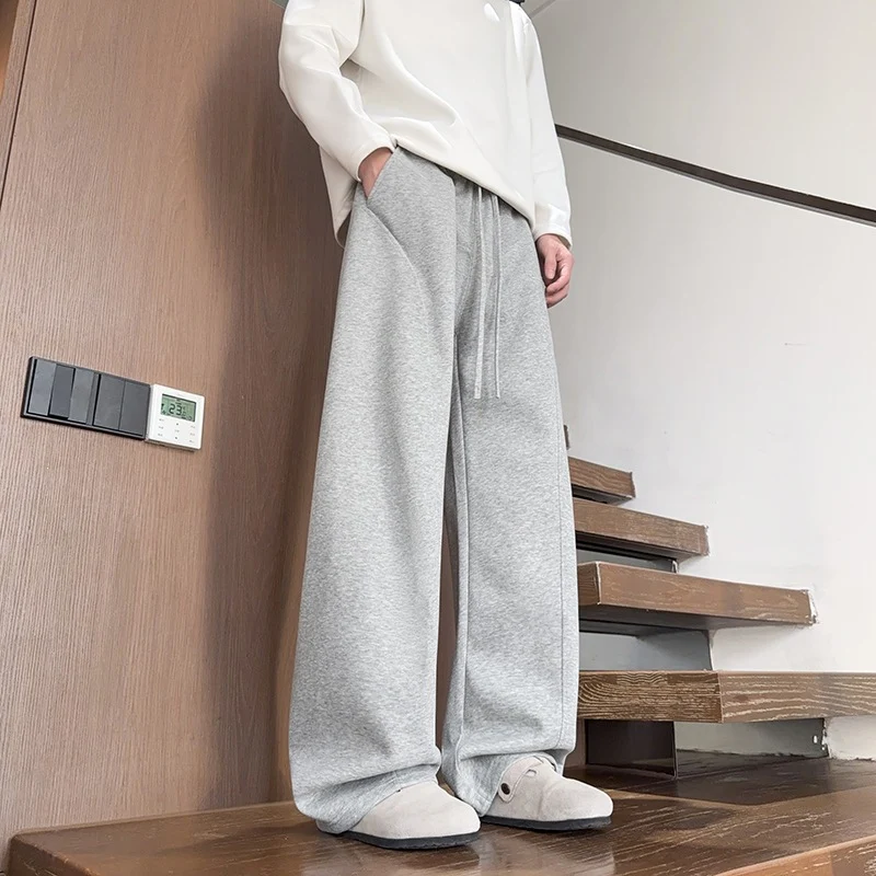 Herren Locker geschnittene Tech-Freizeithose mit elastischem Bund, Kordelzug & Bügelfalte Drune