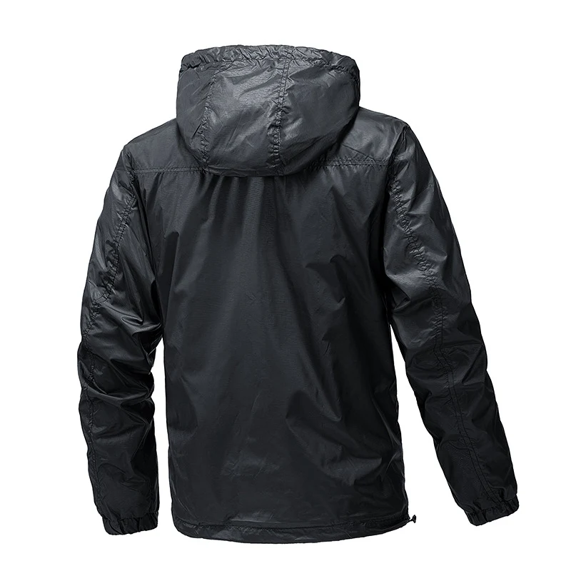 Herren Leichte wasserabweisende Kapuzen‑Windjacke mit Thermofutter & Brusttasche Drune