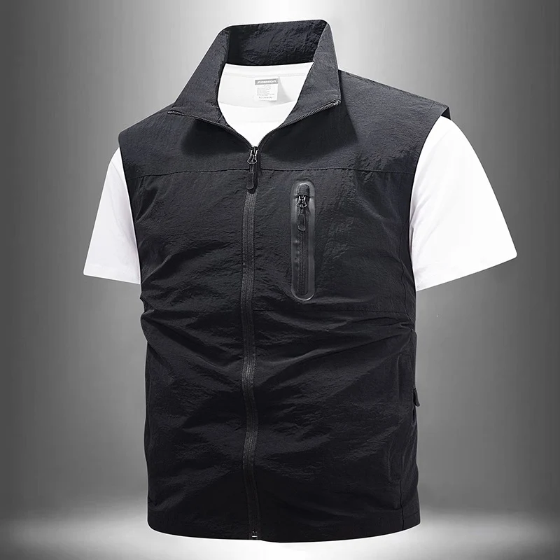 [Herren Leichte technische Utility-Weste mit hohem Stehkragen, wasserabweisenden Reißverschlusstaschen und Brustzip-Tasche] Drune
