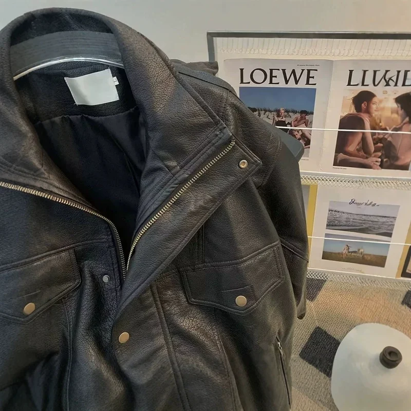 Damen Modische Kunstlederjacke mit hohem Kragen Drune