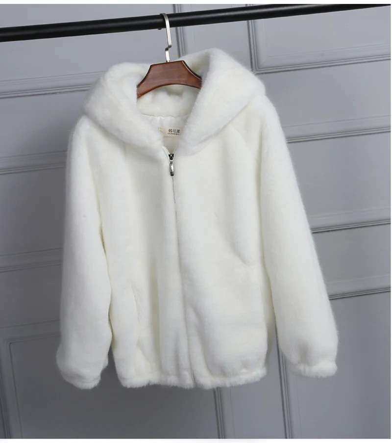 Damen Plüschjacke mit Kapuze und hochwertiger Fleece-Oberfläche Drune