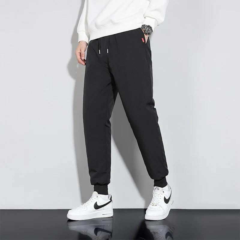 Herren Gerade geschnittene Jogginghose mit Tunnelzug, Seitentaschen & elastischem Bund Drune