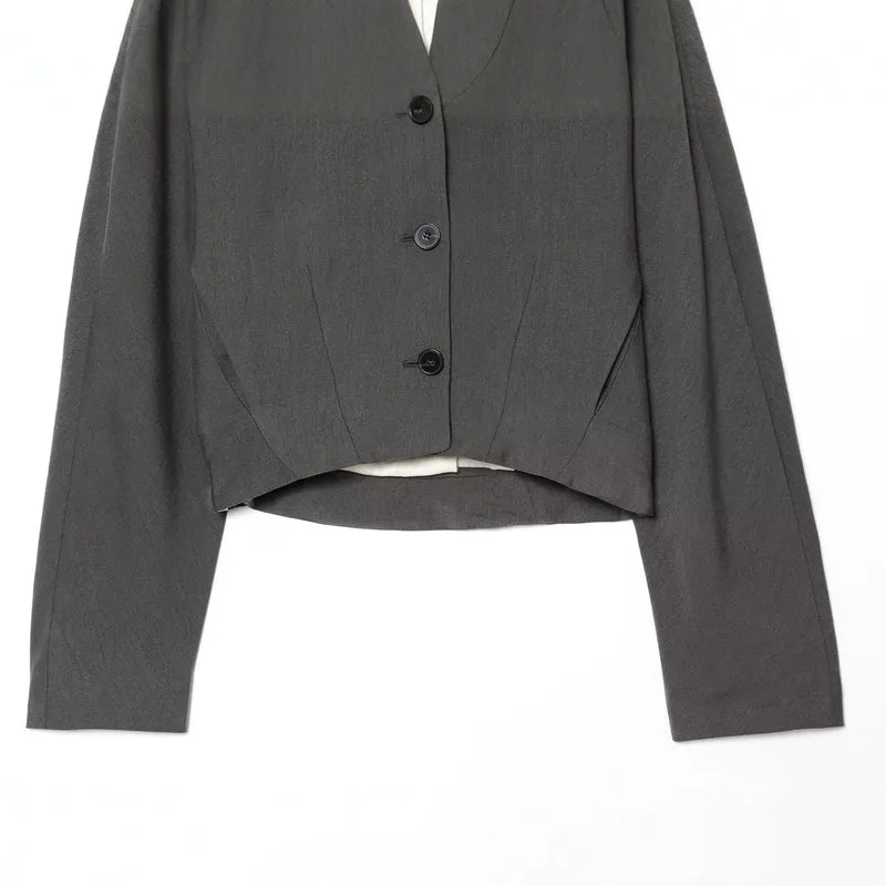 Damen Taillierter Kurzblazer mit Stehkragen, V‑Ausschnitt und Drei-Knopf-Detail Drune