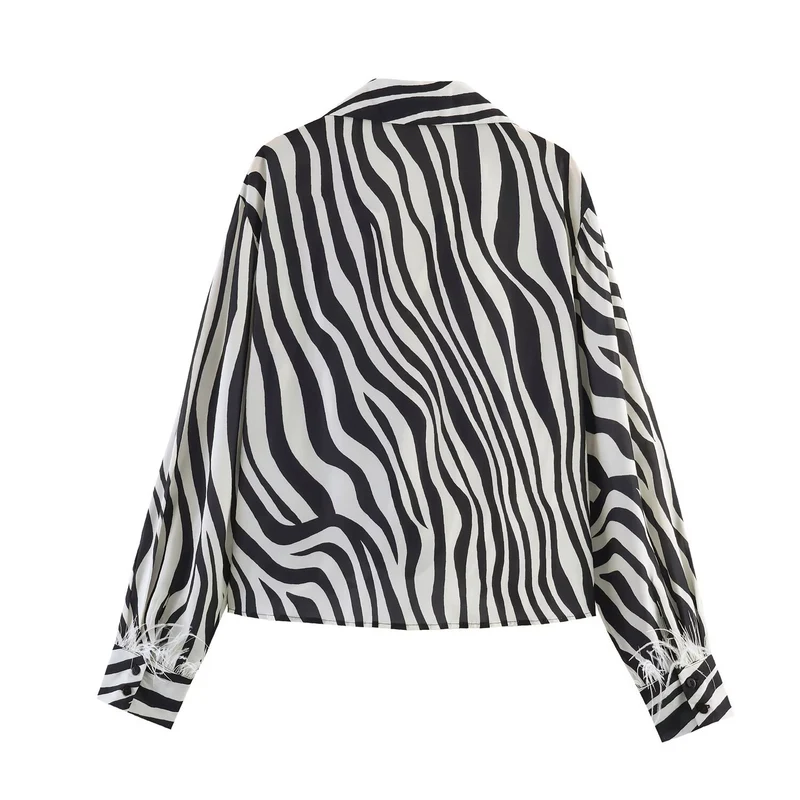 Damen Oversize-Satinbluse mit Hemdkragen, asymmetrischem Wickeleffekt und Federsaum Drune
