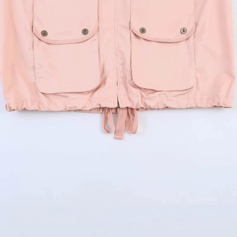 Damen Kurzjacke im Safari‑Stil mit Stehkragen, Kängurutaschen und Kordelzug Drune