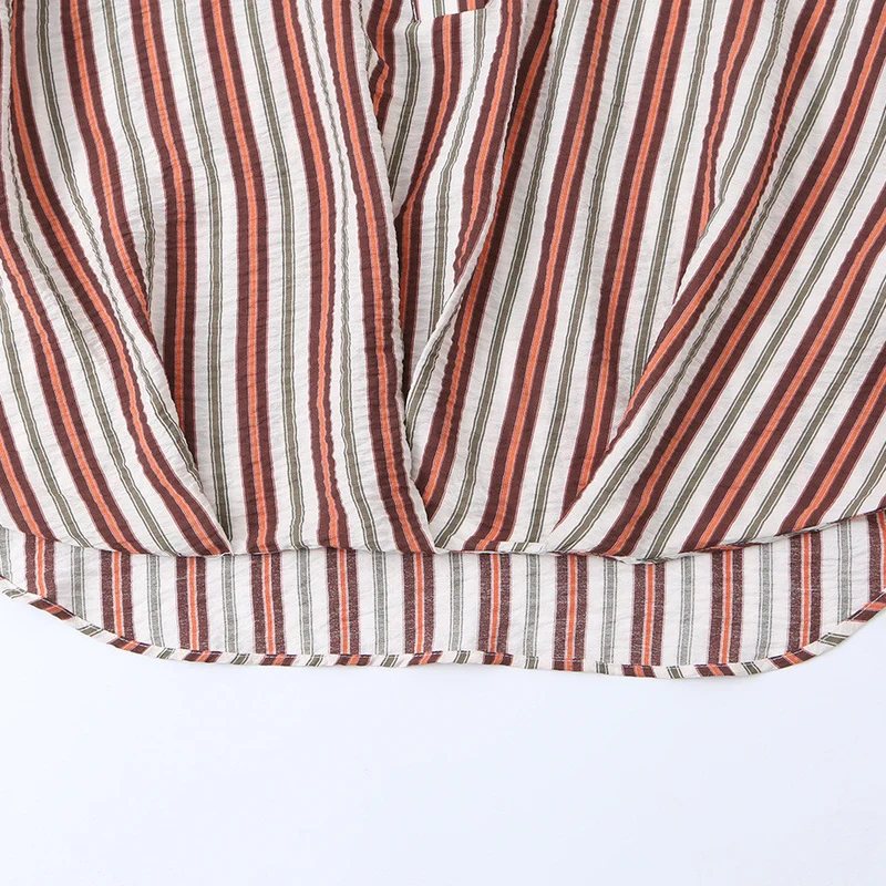 Damen Gestreifte Bluse mit V‑Ausschnitt, weitem Schnitt und dreiviertel Ärmeln Drune