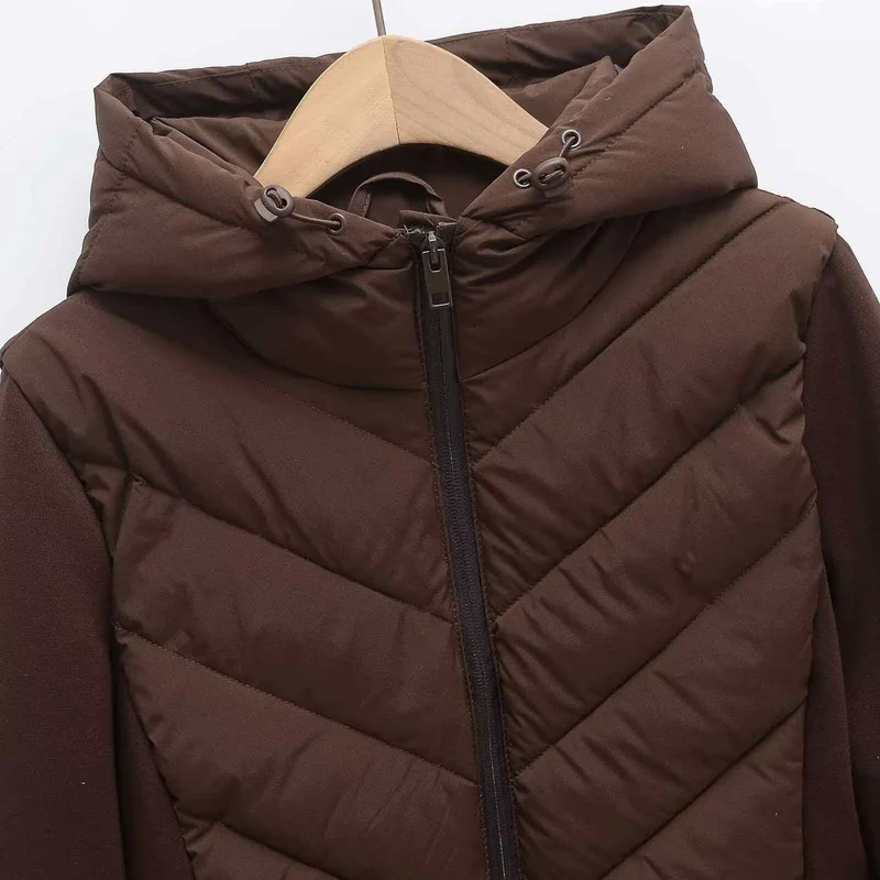 Damen nan gesteppte Kapuzenjacke mit Chevron‑Stepp, Einsätzen aus Softshell und verdecktem Reißverschluss Drune