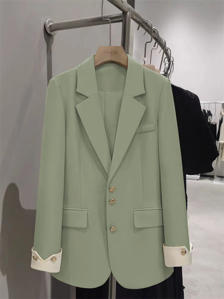Damen Eleganter Blazer mit goldenen Knopfdetails Drune
