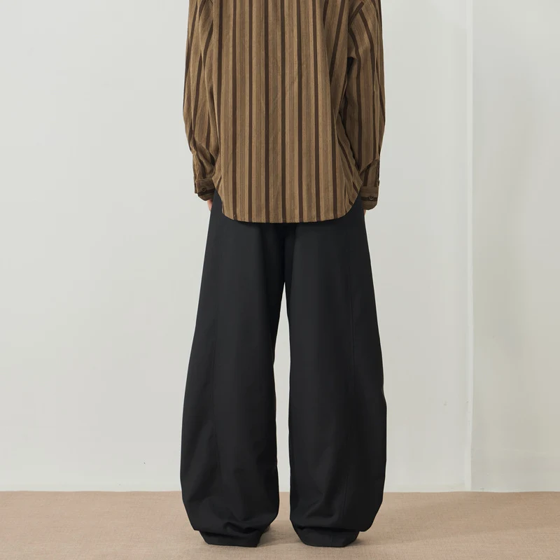 Herren Bodentiefe Oversize-Twillhose mit extra weitem Bein und cleanem Minimaldesign Drune