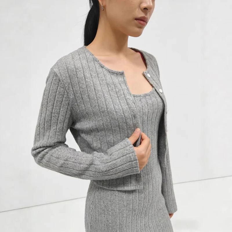 Damen Figurbetontes Strickkleid mit passender Strickjacke Drune