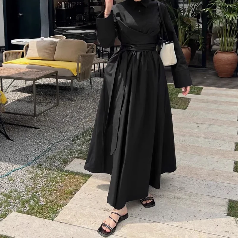 Damen Elegantes Maxikleid mit tailliertem Schnitt Drune