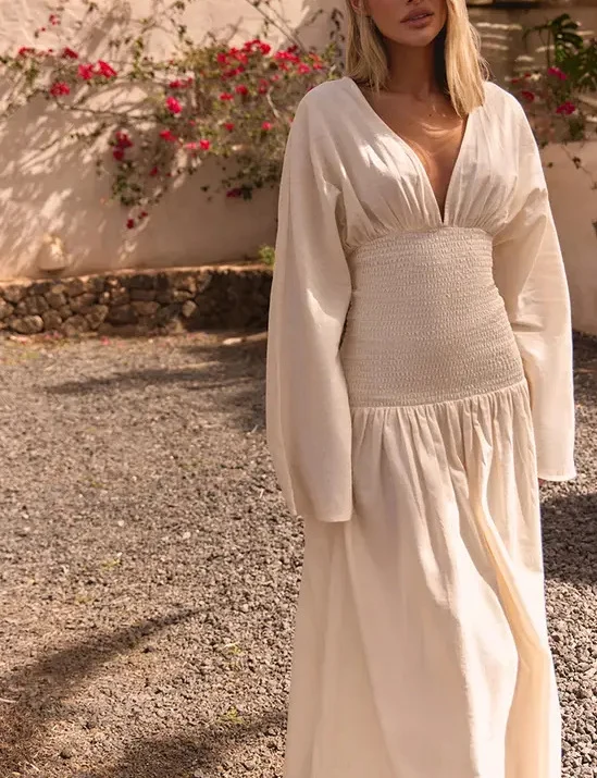 Damen Elegantes Maxikleid mit Schößchen und Rüschendetails Drune