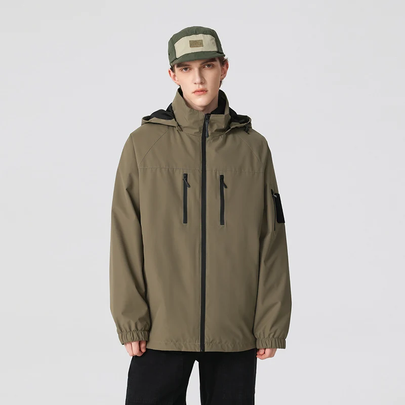 Herren technische, wind‑ und wasserabweisende Kapuzenjacke mit Brust‑Reißverschlusstaschen und Ärmel‑Utility‑Fach Drune